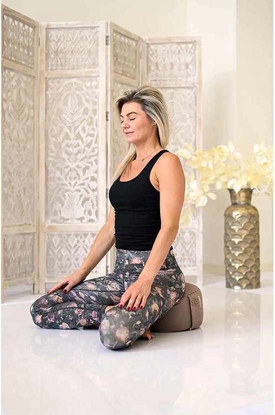 Rond Meditatiekussen - Taupe - Katoen - ⌀30cm - 15cm van AUMOMENTS — afbeelding 3
