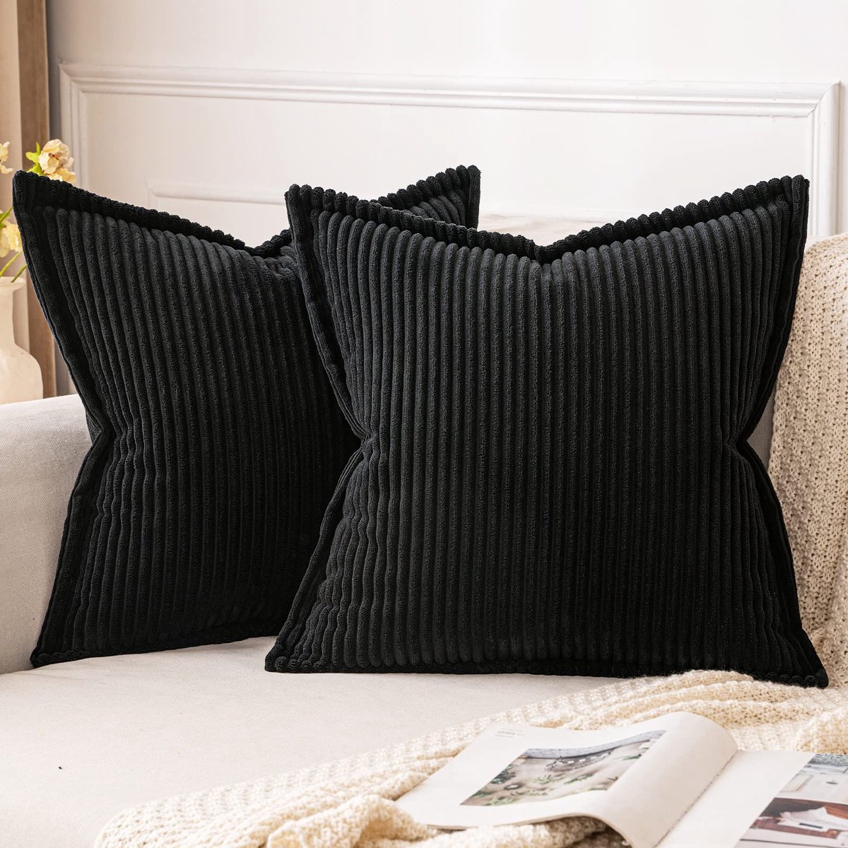 My Ninki ® Zachte en Moderne Gestreepte Corduroy Kussenhoezen voor Sfeervolle Interieurs, Set van 2, 50 x 50 cm, Zwart