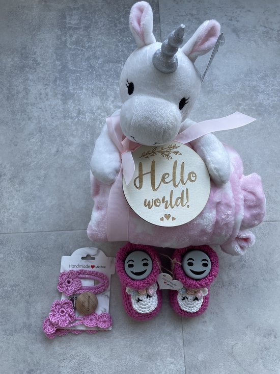 Maminobaby.nl | Baby geschenkset meisjes | Handgemaakte Babyslofjes | Unicorn | Knuffel met deken | Handgemaakte speenkoord | Handgemaakte haarclip | Gehaakte babyslofjes | Kraamcadeu | Babyshower — afbeelding 3