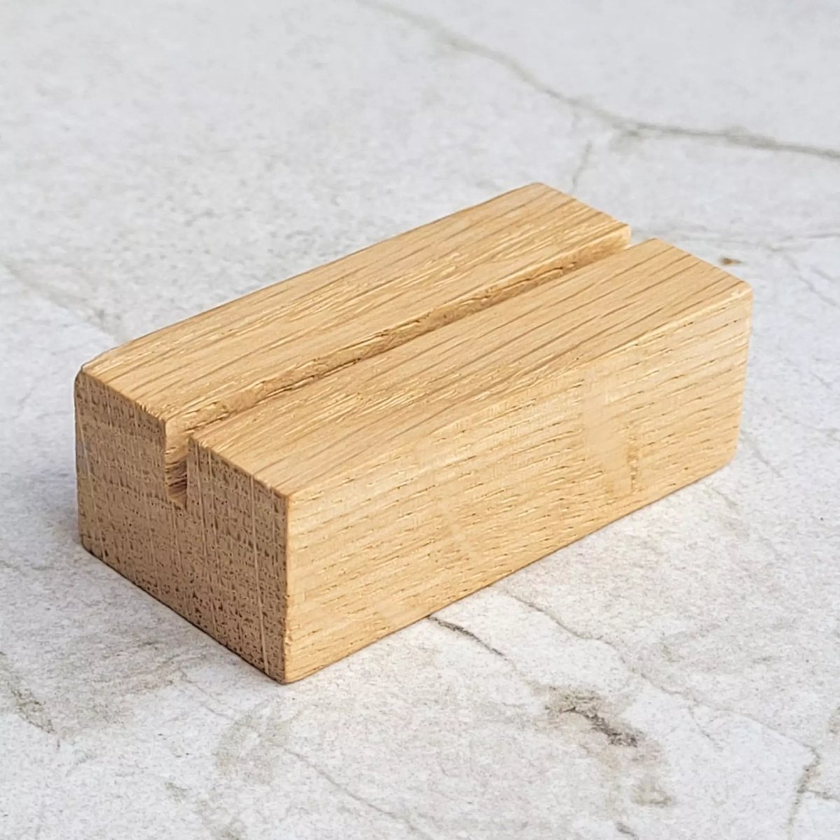 HOCHO Eikenhouten Kaartenhouder 60x30x20 mm – Stijlvol en Duurzaam