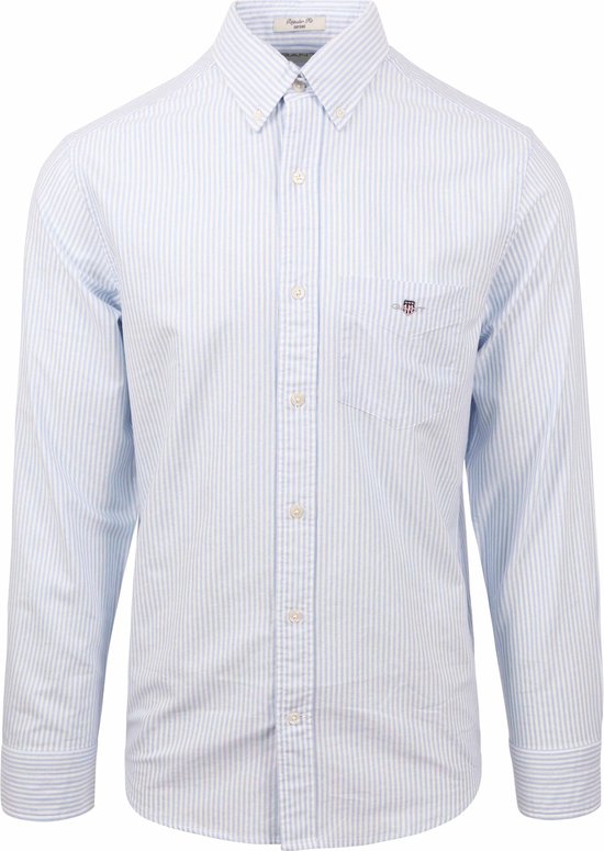 Lichtblauw gestreept Oxford overhemd met lange mouwen, button-down kraag en borstzakje met Gant-logo.
