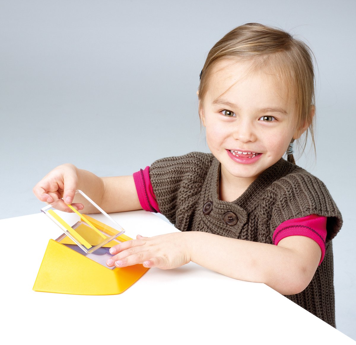 SmartGames Colour Code - Logisch Denkspel - 100 Educatieve Vormen- & Kleurenuitdagingen - Solospel voor Kinderen & Volwassenen - Vanaf 5 Jaar — cadeau in Spellen & Speelgoed - foto 3
