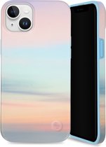 Selencia Aurora Fashion Backcover geschikt voor de iPhone 15 Plus - Duurzaam hoesje - 100% gerecycled - Sky Sunset Multicolor