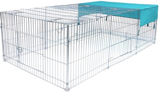Een zilverkleurige dierenren met een gedeeltelijke turquoise deken.