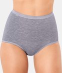Grijze maxi slip van gemêleerd materiaal met kanten rand langs de tailleband en beenopeningen.