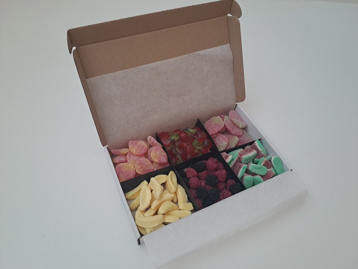 Brievenbuscadeau (snoep) - Beterschapbox - Opkikker - Beterschap - Ziek - Fruit - Snoepjes - Candy - Cadeau - Brievenbus