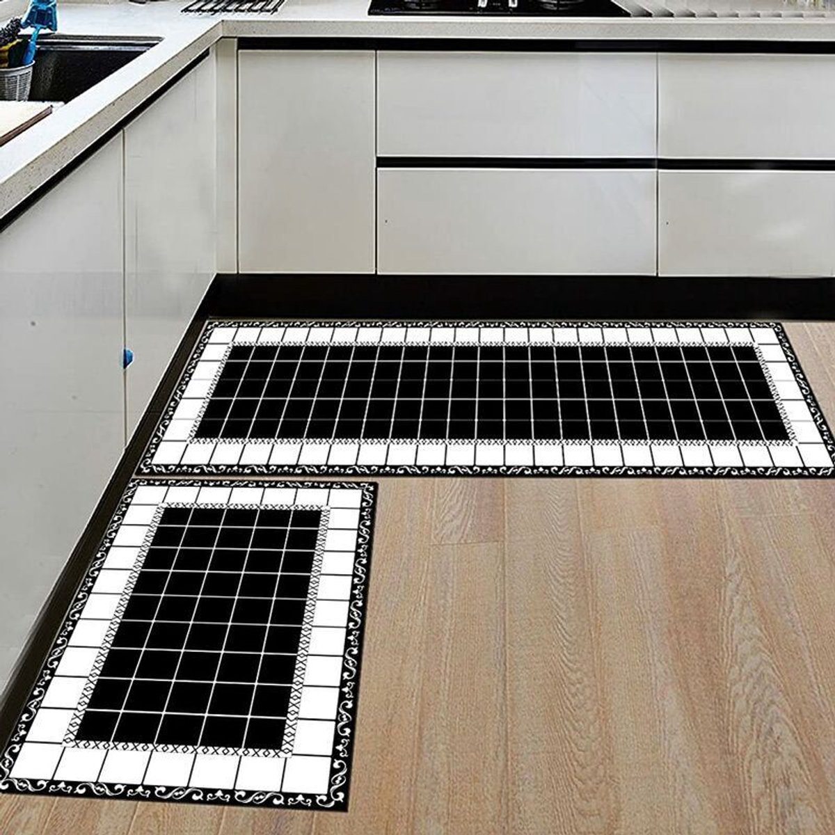 Deze set van twee keukenmatten is zeer absorberend, antislip en geschikt voor gebruik geschikt voor de gootsteen. Ze zijn wasbaar en verkrijgbaar in de maten 40x60 cm en 40x120 cm.