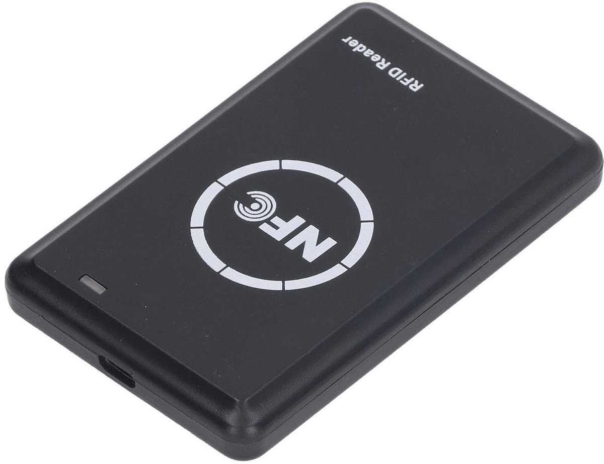 Dailygoods - NFC-lezer en Schrijver met Snelle Reactie