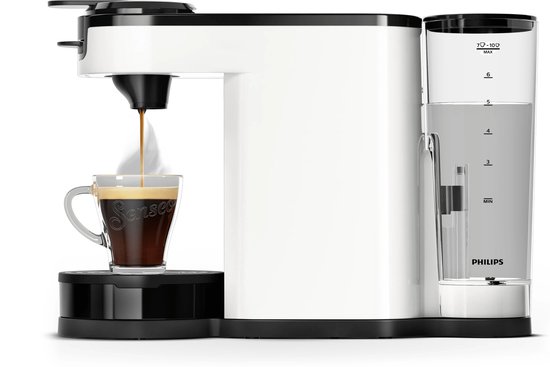 Witte Senseo Switch met één glazen Senseo-mok waarin koffie wordt gezet.