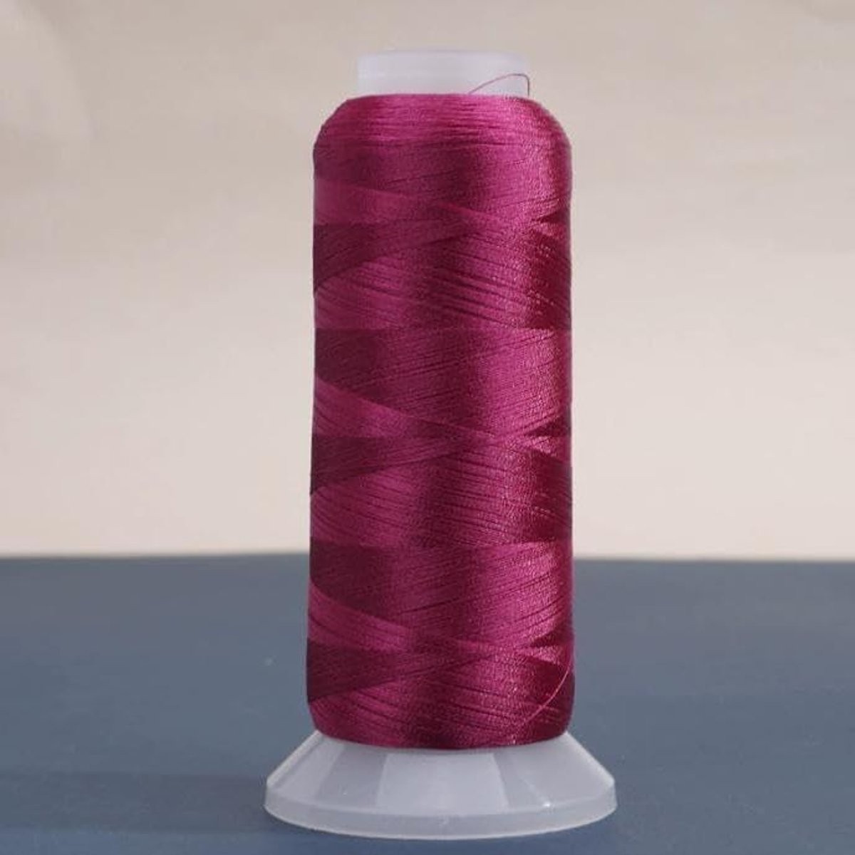 Borduurgaren - Machine garen - Machinaal borduren - Laag pluizen - 1 rol - F31