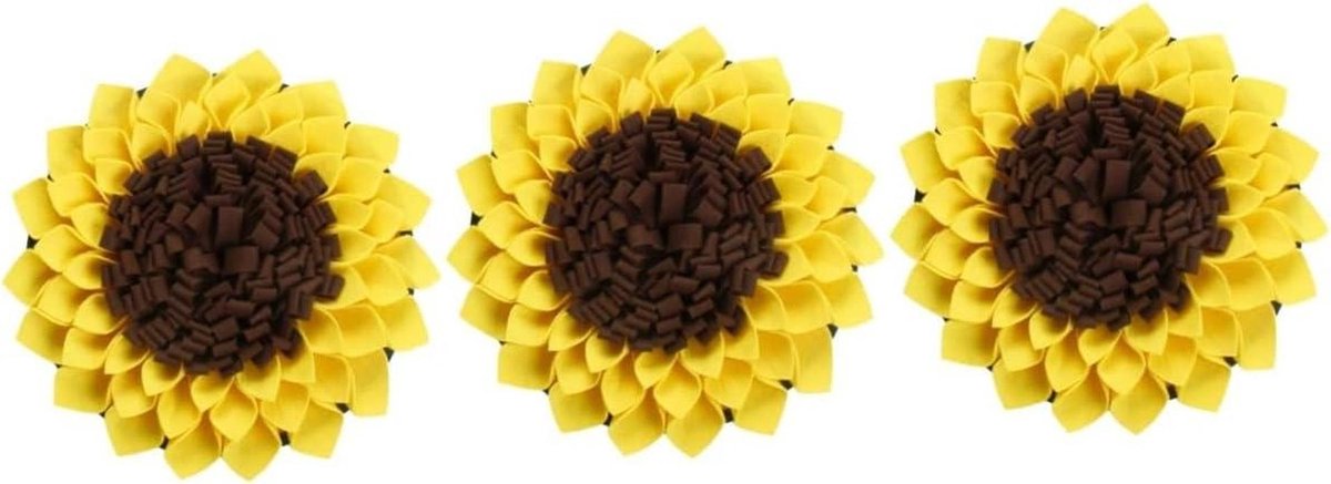 Snuffelmat Huisdieren - Hondenpuzzel Voerbak - Hond Trainen - Slow Feeding Training - 38x38 cm - Geel