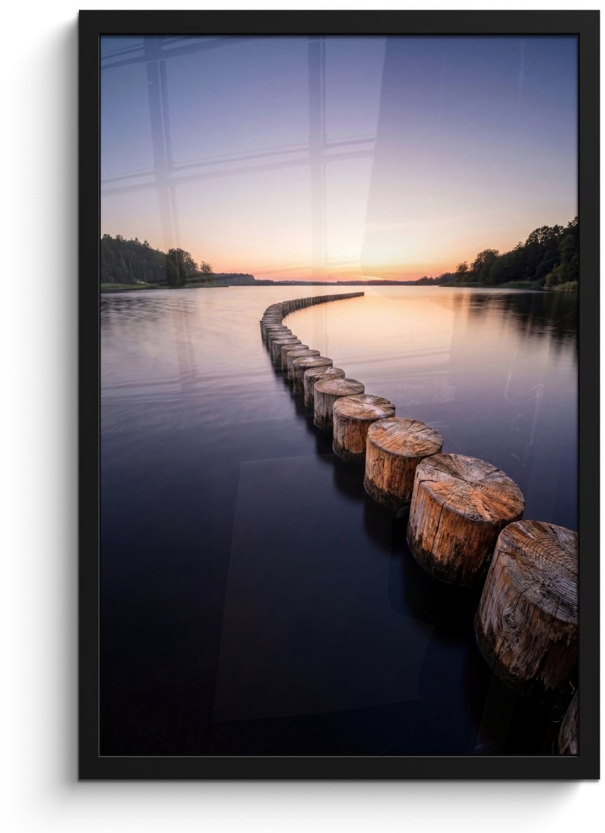 Poster in lijst - Fotolijst 40x60 cm - Posters - Hout - Palen - Water - Posterlijst zwart 