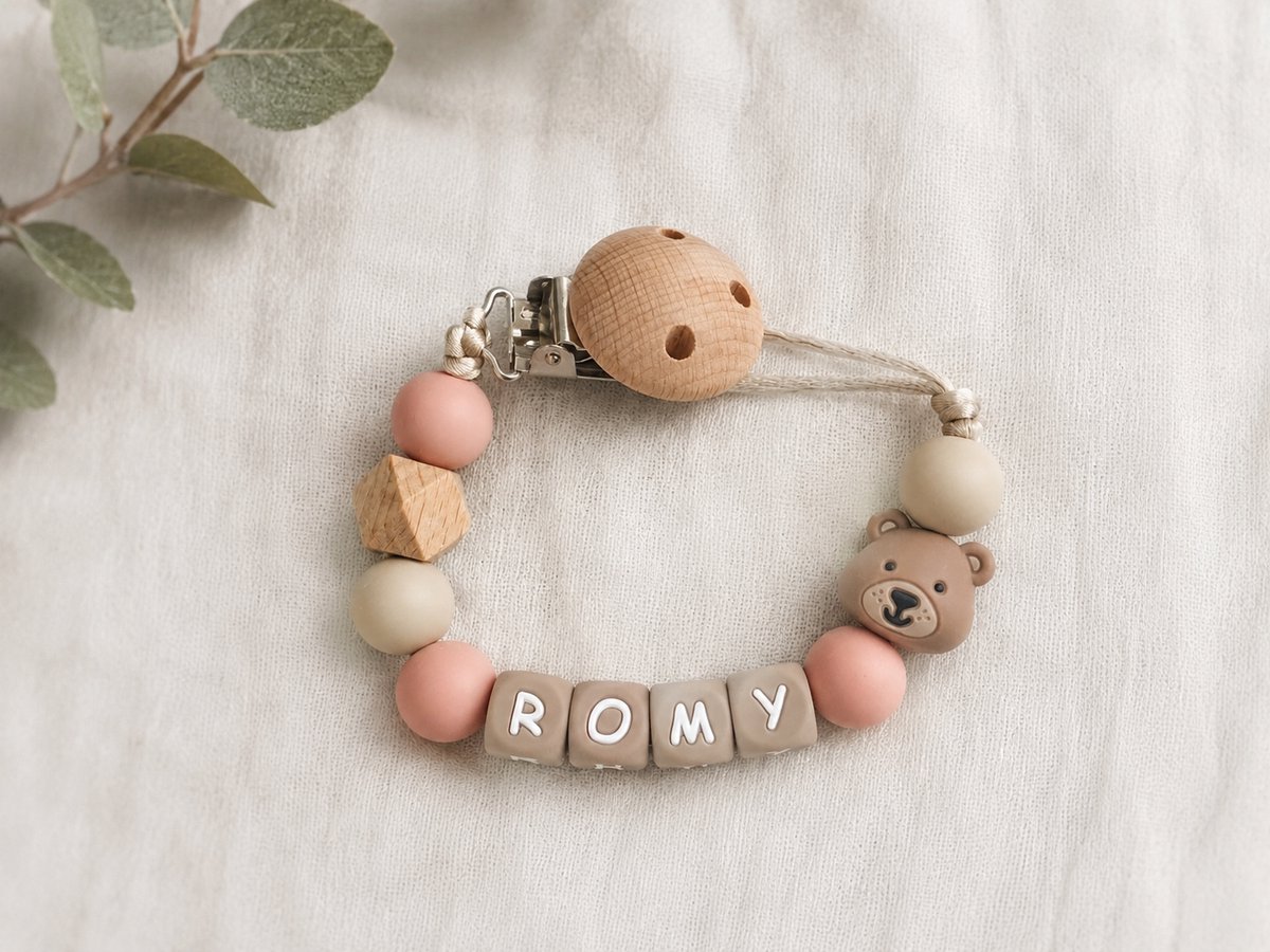 Gepersonaliseerd speenkoord met naam | beer zalmroze en beige | kraamcadeau & geboortecadeau | baby | speenketting |