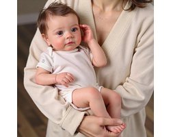 RXDOLL Real Life Babypoppen 19 Inch Realistische Reborn Babypoppen Siliconen Full Body Anatomisch Correcte Baby Jongen Levensechte Pasgeboren Baby's Bruin Haar Speelgoed Geschenken voor Kinderen