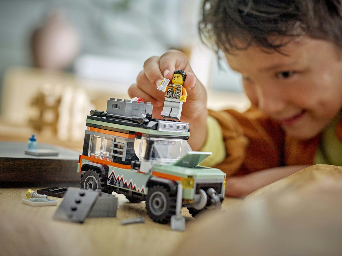LEGO City 4x4 terreinwagen voor in de bergen - 60447 — afbeelding 23