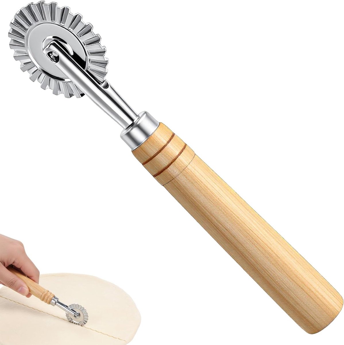 Pasta snijwiel voor het maken van verse pasta, deeg snijden en culinaire creaties