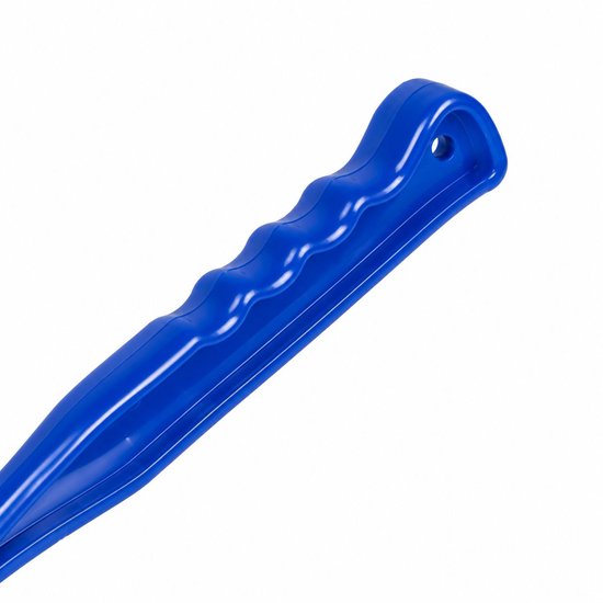 Een blauwe, ergonomische handgreep met welvingen en een gat aan het einde.