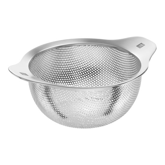 Passoire argentée avec petites perforations et deux poignées. Logo de la marque ZWILLING visible.
