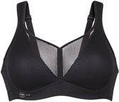 Zwarte sportbeha van Anita Active met mesh inzetstukken op het décolleté en verstelbare bandjes.