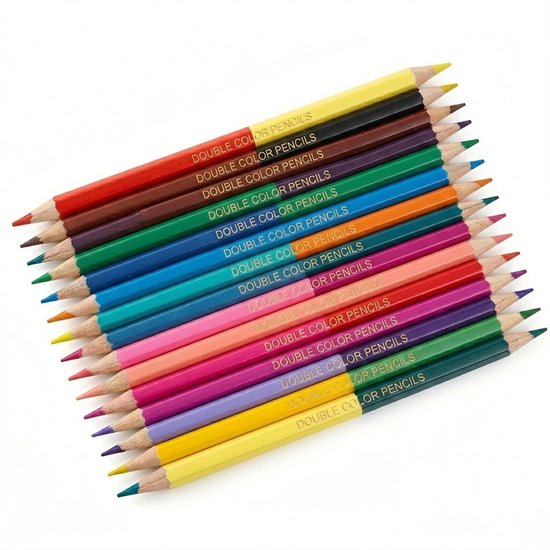 Een stapel dubbele kleurpotloden met 24 kleuren, elk potlood heeft twee kleuren aan elke kant.