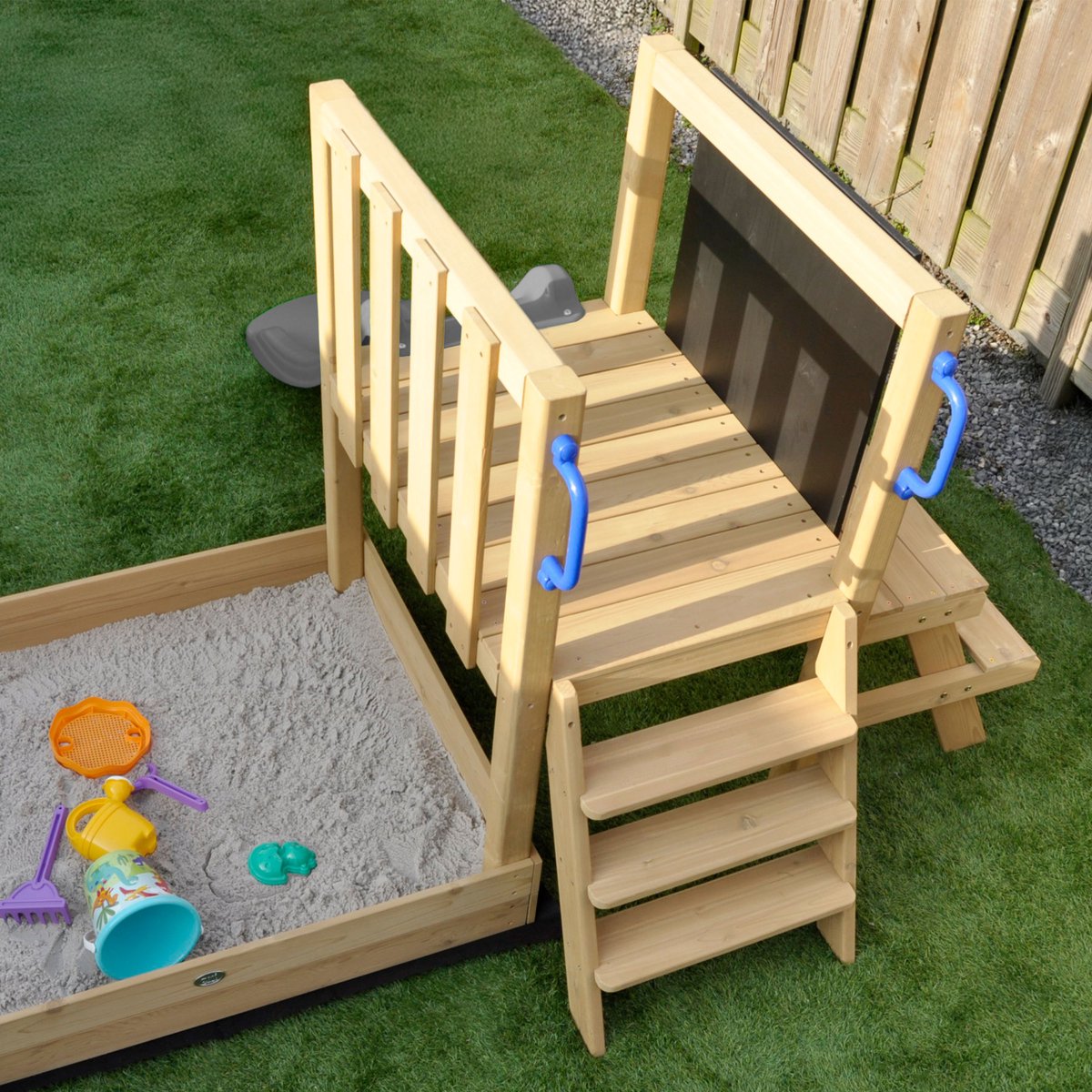 AXI Leah Mini Speeltoren met Zandbak en Picknicktafel – Grijze Glijbaan – Met Krijtbord – FSC hout – Klein speeltoestel voor de tuin / buiten — afbeelding 5