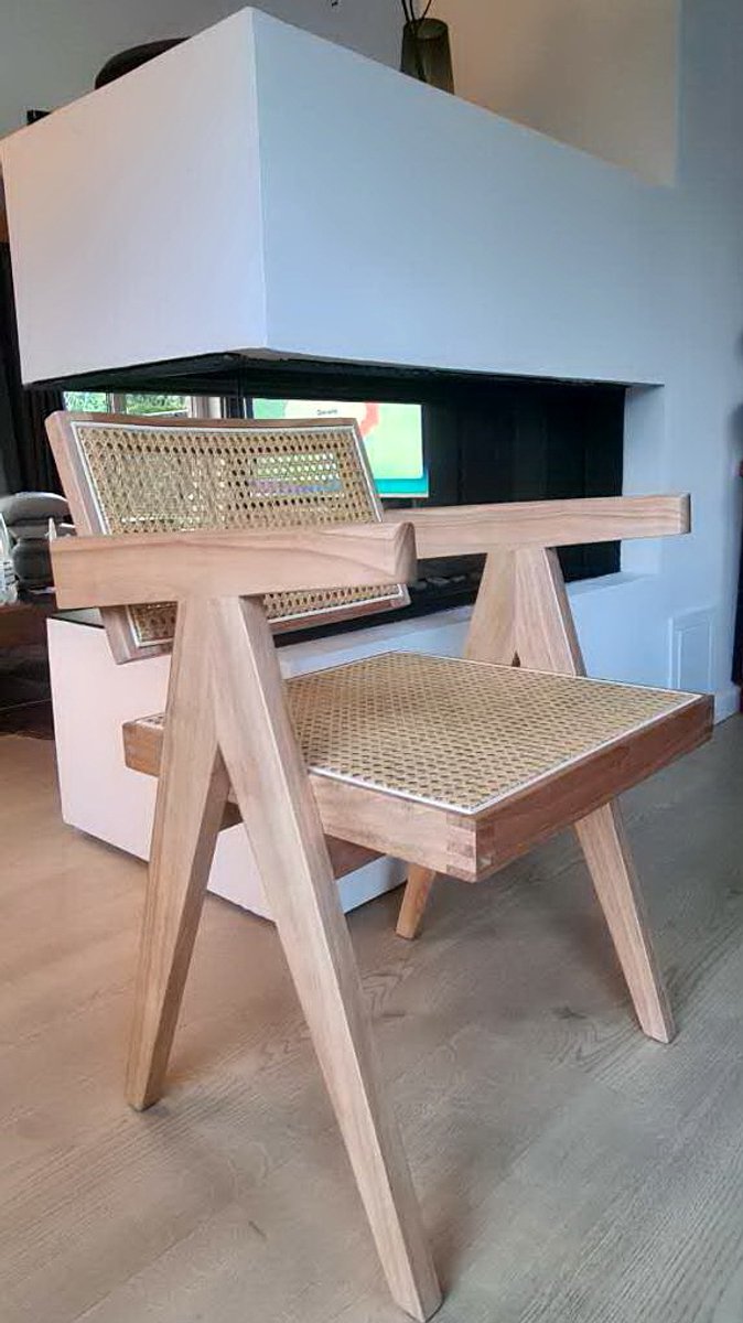 Luxe houten eetkamerstoel - rotan - Jeanneret design - bleek natuurlijk hout