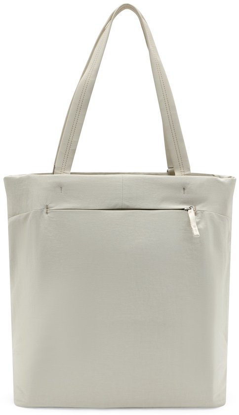 Lichtgrijze Peak Design City Tote 15L tas, van voren gezien, met dubbele schouderbanden en open bovenkant.