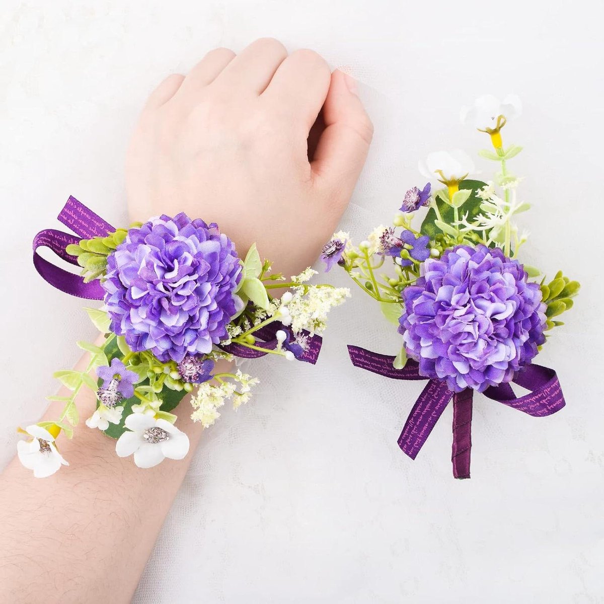 Pols Corsage Boutonniere Set - Handbloem Borstbloem - Feestelijke Aankleding - Duurzaam Stofmateriaal - 10 x 8 cm - Paars Wit
