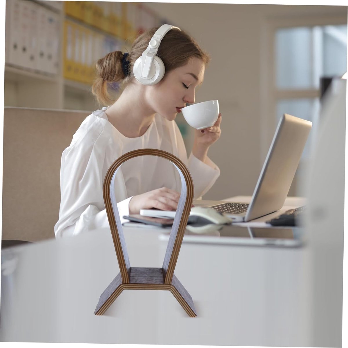 Hoofdtelefoon Standaard - Ophangrek Oortjes - Bureau Organisatie - Massief Hout - 25 x 10 cm - Walnoot — cadeau in Gadgets - foto 5