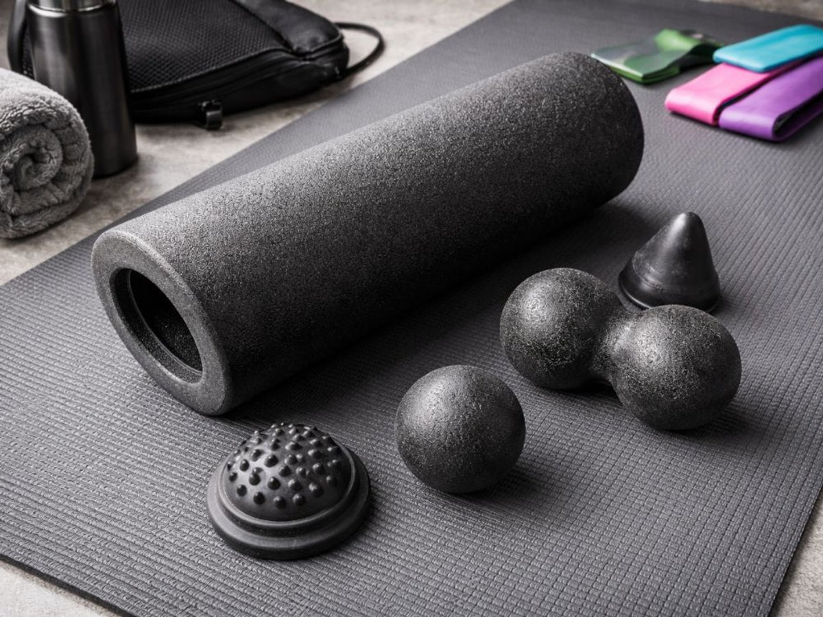 5-in-1 Foam Roller Set EPP – Massage Roller, Duoball en Trigger Ball voor Spierherstel – Foam Roller voor Rug, Nek, Benen en Spiermassage – spiermassage set – duoball massage – massagebal fitness – zwart – 88358 thumbnail 4