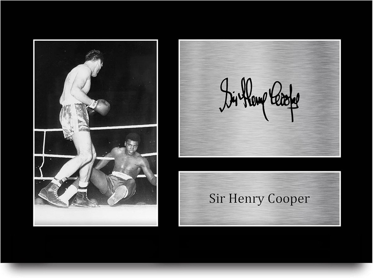 Boxer Foto - Sport Memorabilia - Fan Cadeau - Gedrukte Handtekening Replica - 30x21cm - (Niet Ingelijst)