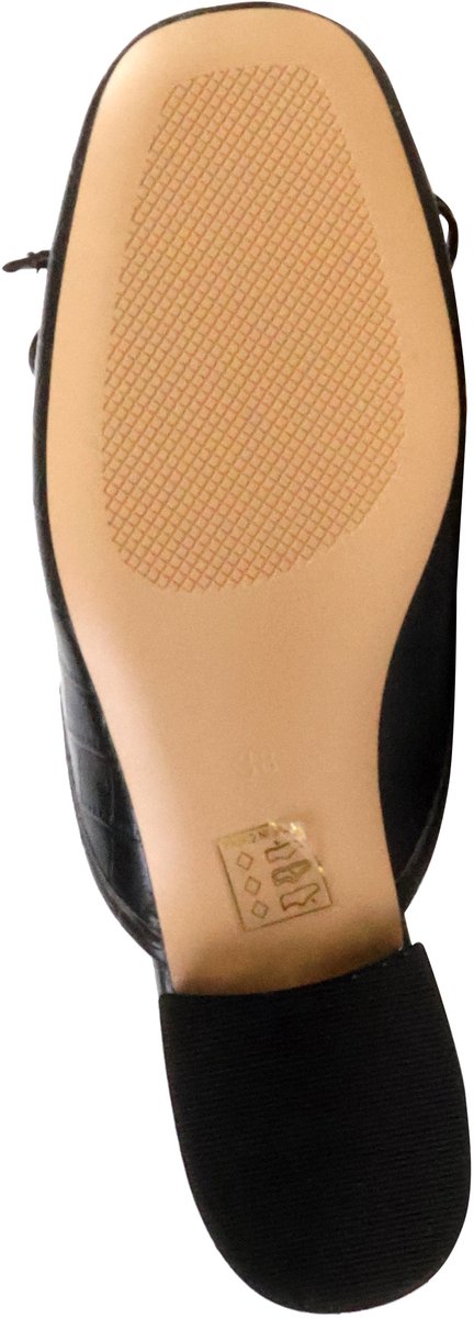 Inia-pumps met bandje