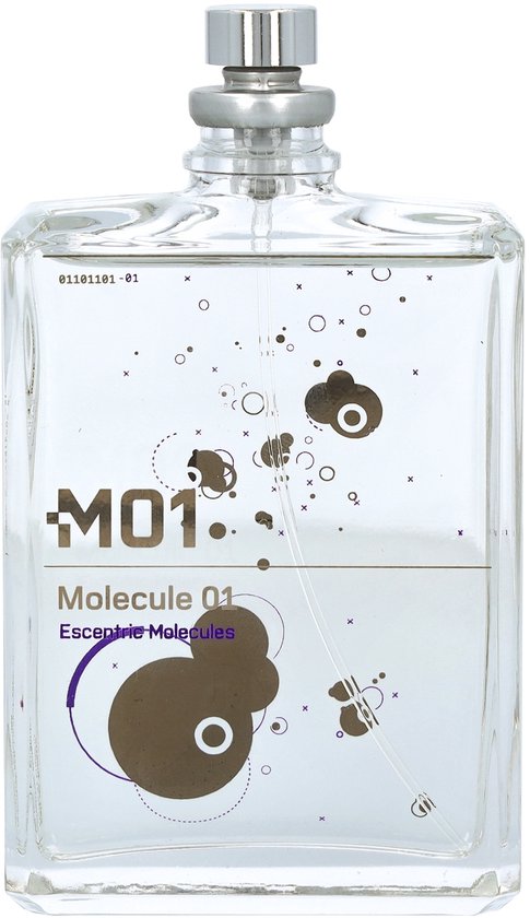 Transparante fles met een zilveren dop. Het glas is bedrukt met grijze en paarse moleculaire vormen en de tekst 'M01 Molecule 01 Escentric Molecules'.
