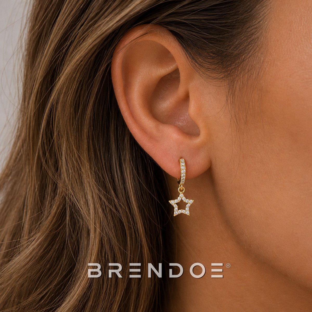Brendoe Goudkleurige Ster Hangoorbellen Dames – Oorringen met Zirkonia – Elegante Oorbellen