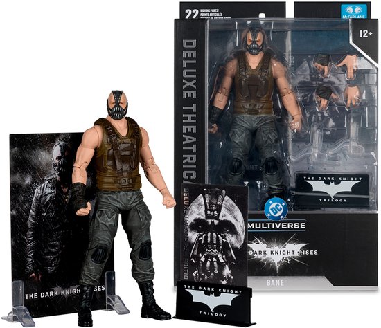 Actiefiguur van Bane in verpakking, met "The Dark Knight Rises" logo en achtergrondkaart.