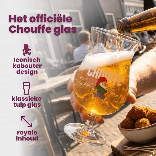 Bier wordt in een Chauffé glas gegoten. Tekst: 'Het officiële Chauffé glas'