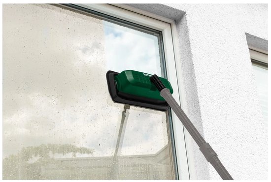PARKSIDE® Hogedrukreiniger 170 bar en gevel/glasreiniger - Debiet: max 500l/u - Vermogen: 2400W - Energiebesparend automatisch start/stopsysteem - 10m anti twist hogedrukslang - Hoge mobiliteit door lichtgewicht constructie, grote wielen en handgreep van Parkside — afbeelding 2