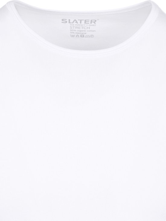Detail van de hals met Slater logo, materiaalinformatie: 95% organisch katoen, 5% elastan.