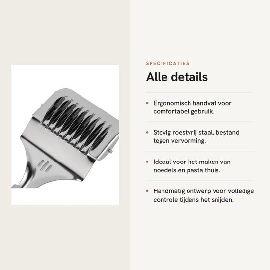 Dailygoods- Noedelsnijder Roestvrij Staal - Pasta Snijder - Ergonomisch Handvat - Deegsnijder - Keukengereedschap - Gemakkelijk Schoon te Maken - Pastasnijder van Dailygoods — afbeelding 2