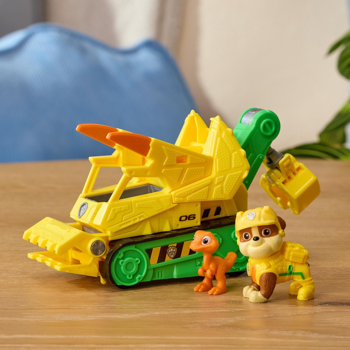 PAW Patrol - De Dinofilm - Dino Rescue Rubble's Dino Rescue Bulldozer Voertuig - Met Hapactie, bewegende klauw en 2 actiefiguren — cadeau in Spellen & Speelgoed - foto 5