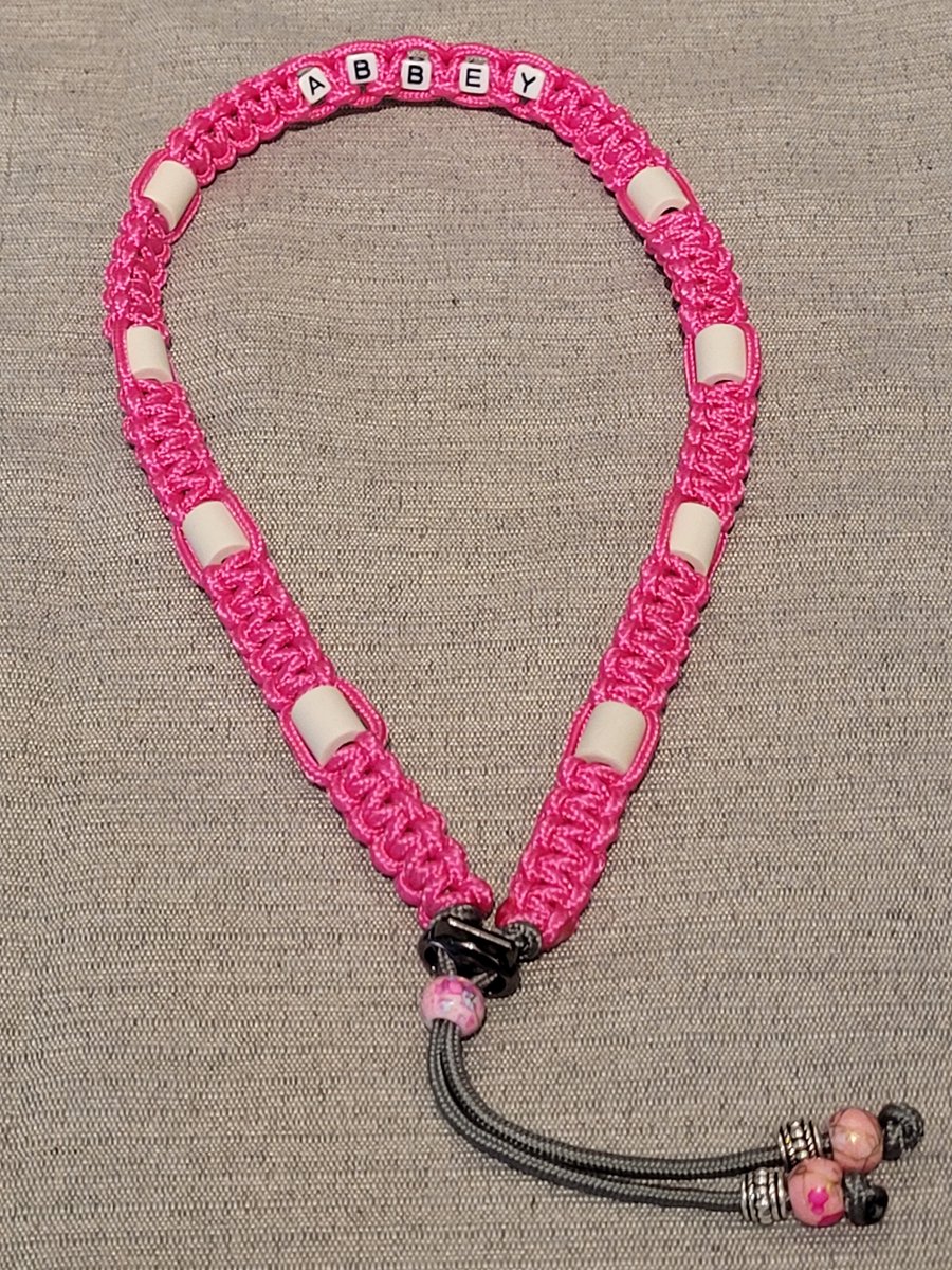 Anti- Vlooienband Tekenband Paracord met Naam 40-50CM ROZE (GEEN RECHT VAN RETOUR)