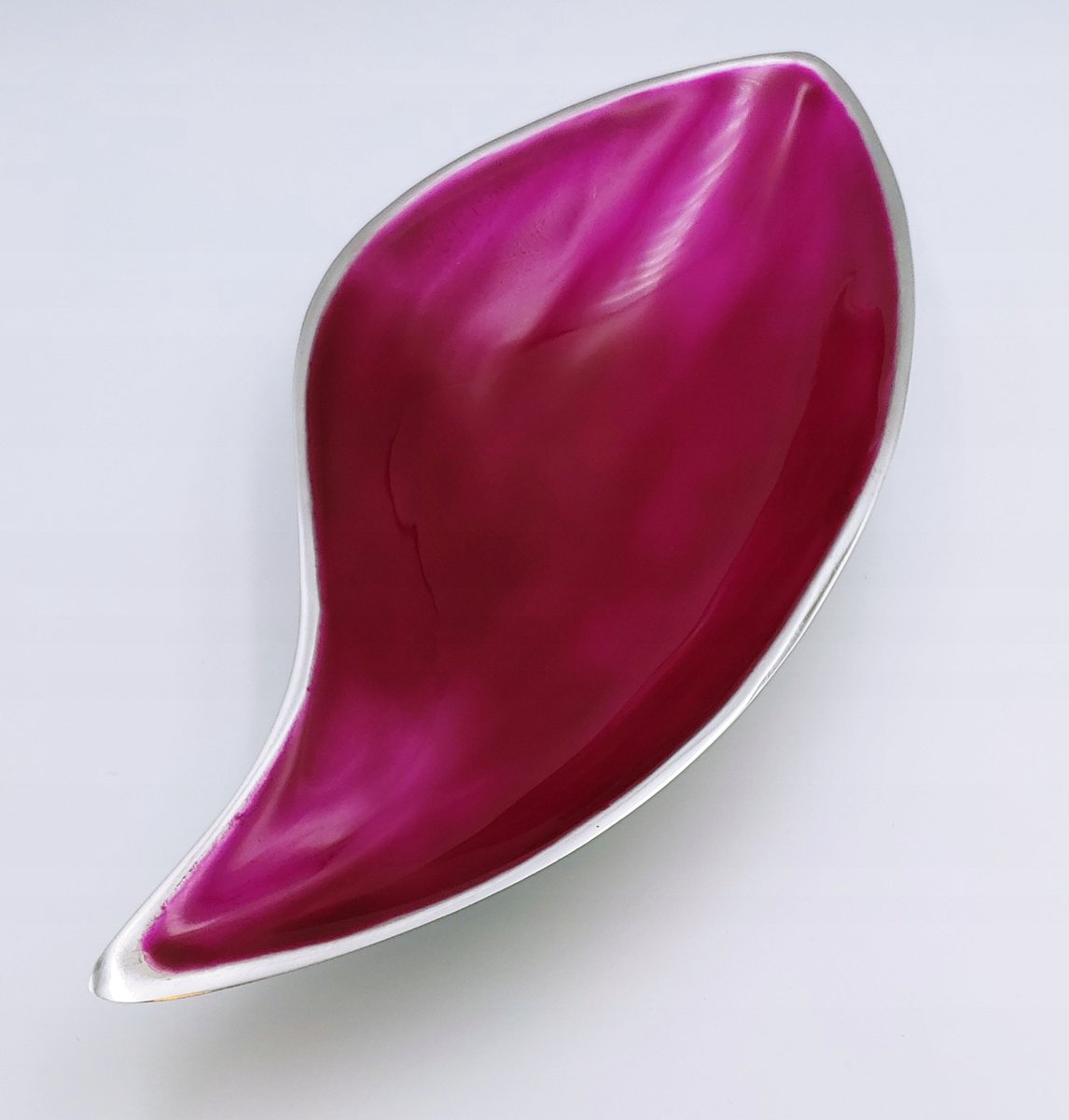 Decoratieve Metalen Schaal Veer Fuchsia 40x21x5cm