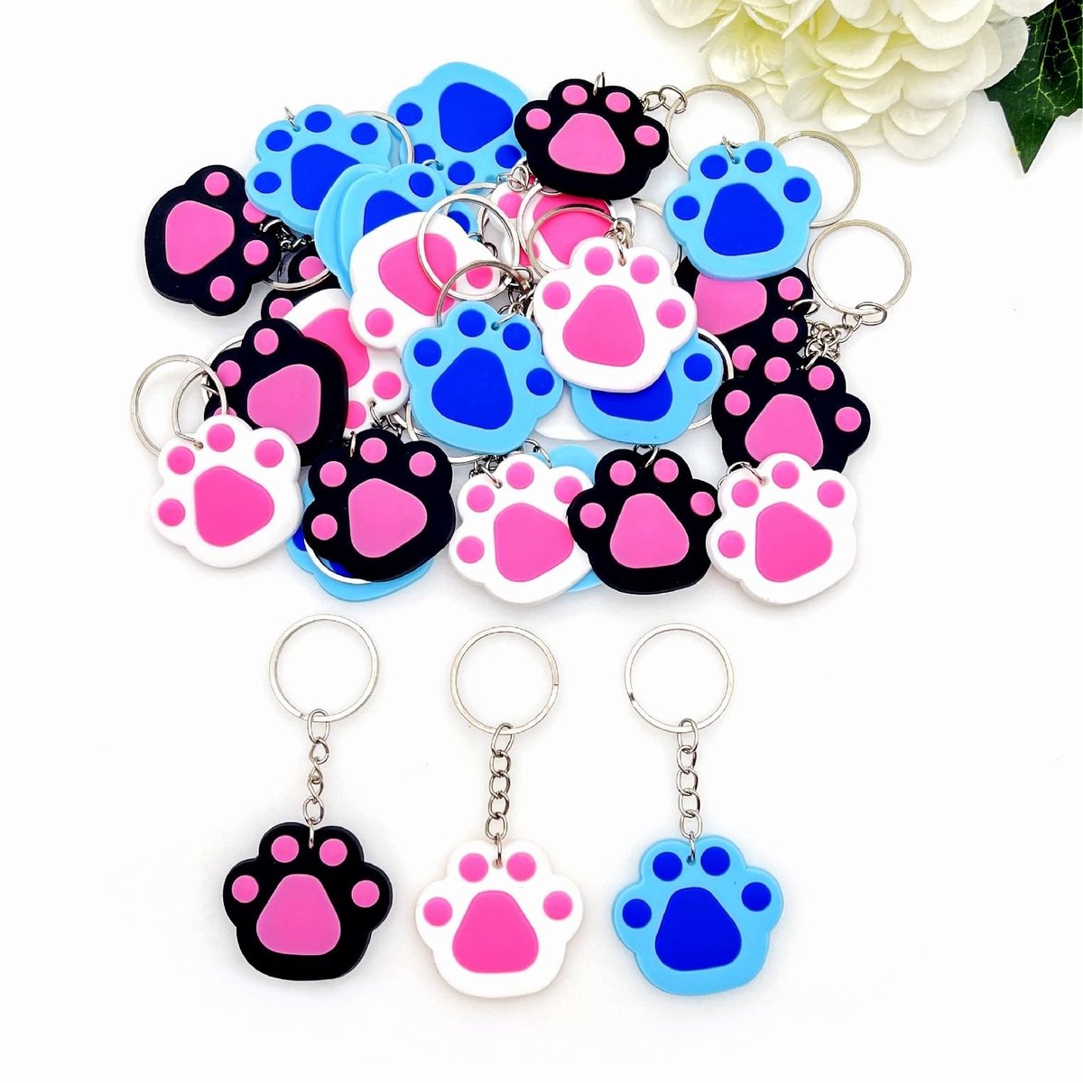 Dailygoods- Sleutelhangers 30 Stuks - Pootafdruk Hond/Kat - Feestgeschenk - Gadget - Relatiegeschenk - Souvenir Cadeau - Feestgadgets