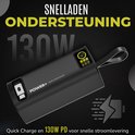 Zwarte powerbank met 130W PD snelladen, 20000mAh capaciteit en LED display.