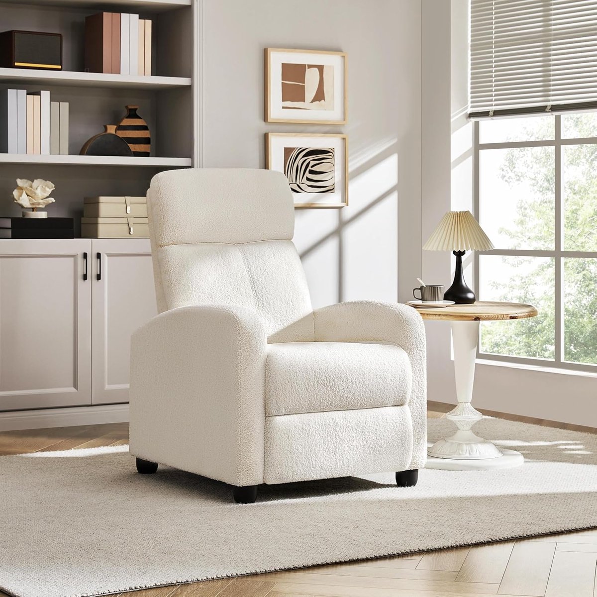 Cozyluxe Verstelbare Bouclé Relaxstoel Ivoor - Elegante TV-Fauteuil met Pocketvering en Standen-Relaxfunctie (87 x 61,5 x 99 cm)