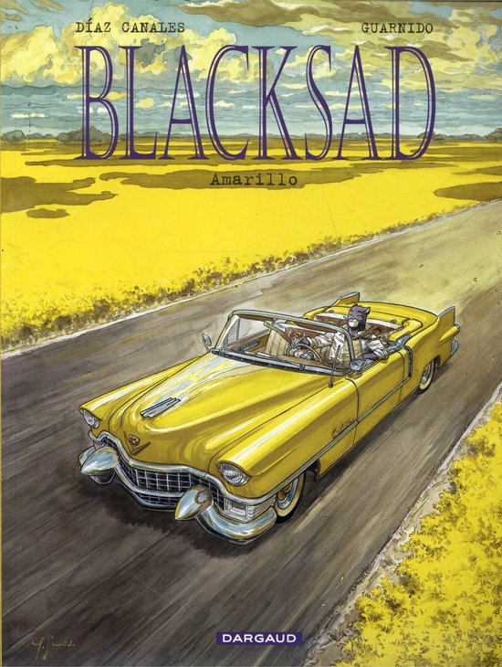 Gele cabriolet rijdt op een weg met gele velden. Tekst: BLACKSAD Amarillo.