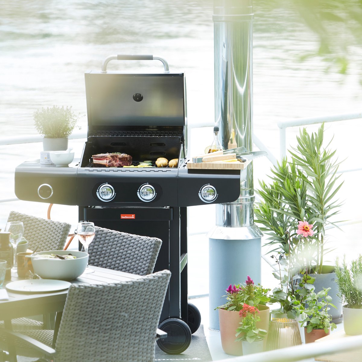 Barbecook Siesta 210 Graphite gasbarbecue zwart 112x56x118cm thumbnail 4