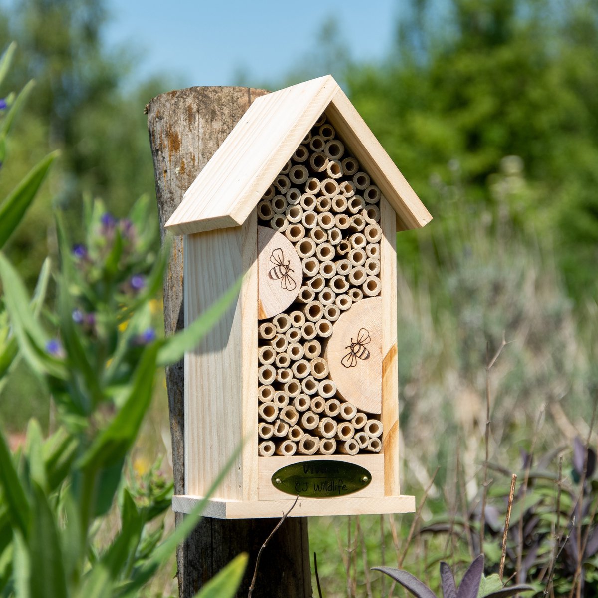 CJ Wildlife - Bijenhotel Tabarca - FSC Hout - Startermodel voor wilde bijen - Betaalbaar & natuurlijk ontwerp