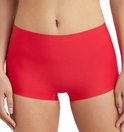 Rode, naadloze short met een gladde afwerking.