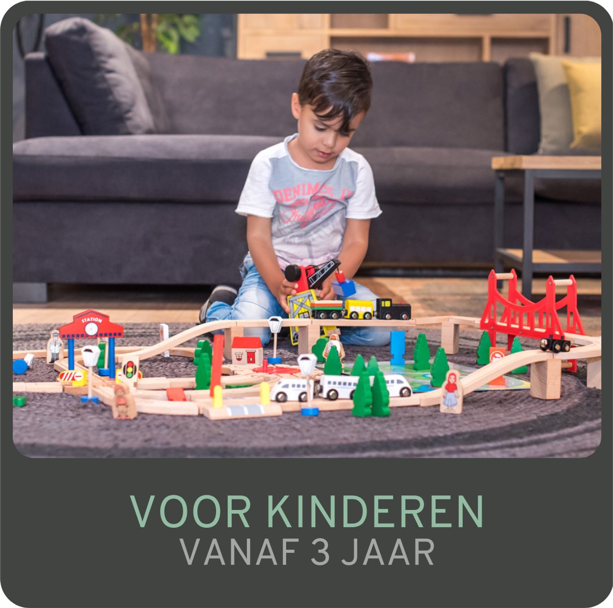Bandits & Angels Houten Treinset 100 delig met Grondplaat vanaf 3 jaar voor Jongens en Meisjes - Trein Set van Hout met 100 delen - inclusief 2 Treinen en Grondplaat - Treinbaan voor Kinderen met Accessoires — afbeelding 9